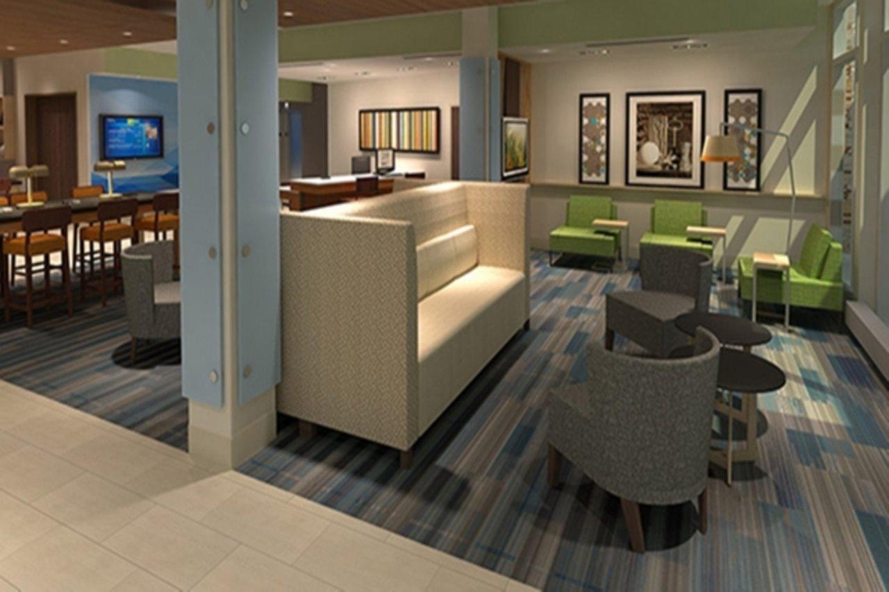 Holiday Inn Express & Suites - Cedar Springs - Grand Rapids N By Ihg Exterior photo